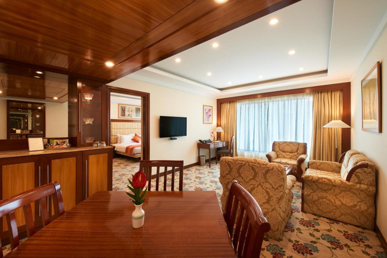 Accord Puducherry Exterior photo